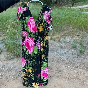 Studio West Floral Maxi Dress Medium